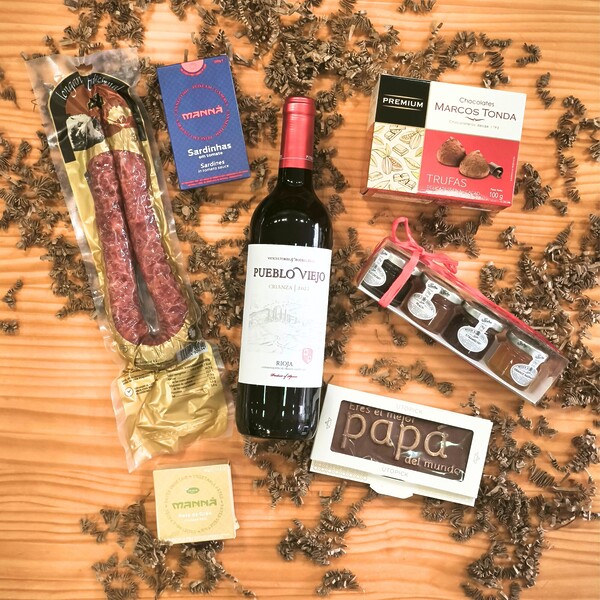 Caja regalo gourmet Día del Padre Amossos con vino Rioja, embutidos, mermeladas y chocolate "Eres el mejor papá del mundo"