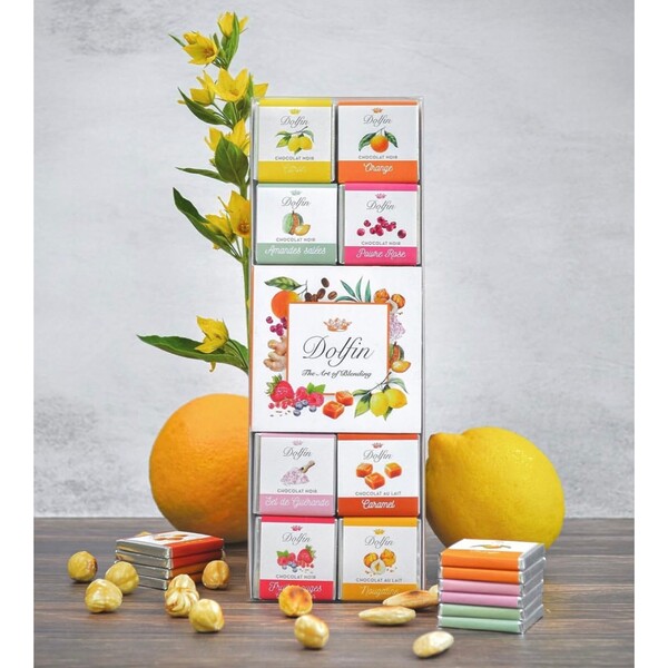 Estuche de 24 napolitanas de chocolate belga Dolfin con 12 sabores diferentes: frutas, especias y caramelo.