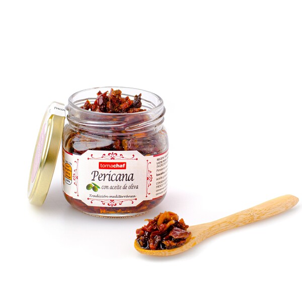 Bote abierto de Pericana Tomachaf con porción servida en cucharita, aperitivo valenciano tradicional listo para disfrutar